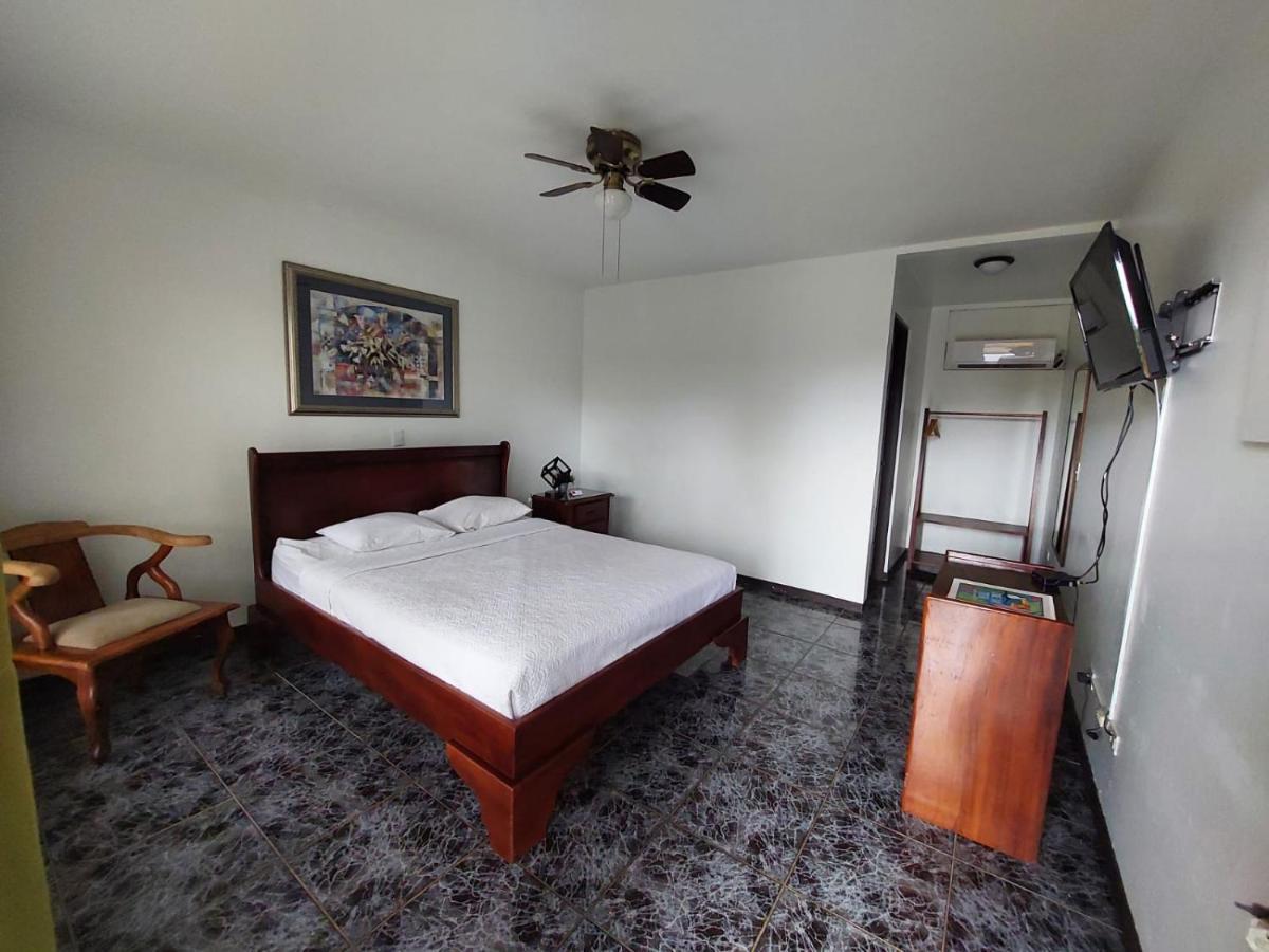 Brillasol Airport Hotel Las Ciruelas  Luaran gambar